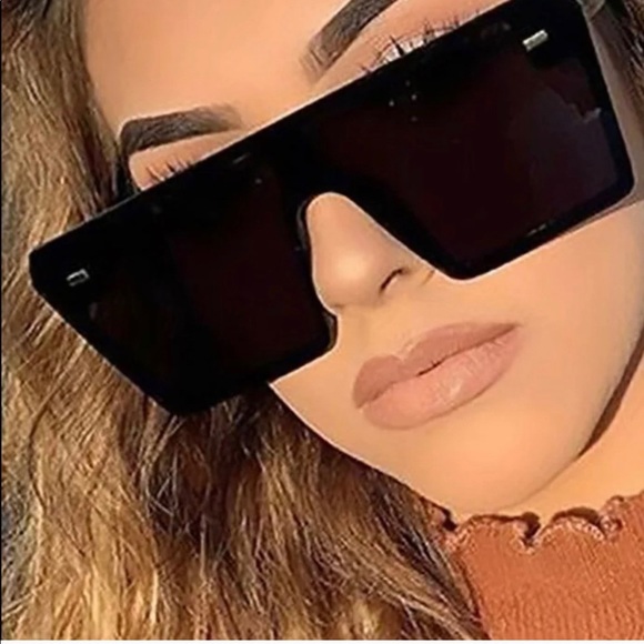 Square oversized sunglasses - Picture 1 of 2